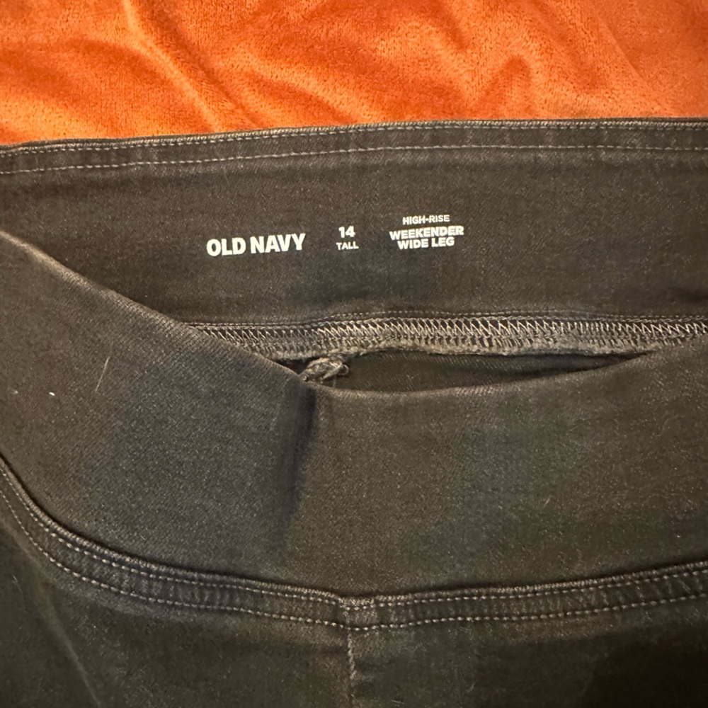 Old Navy Charcoal High-Waist Leggings